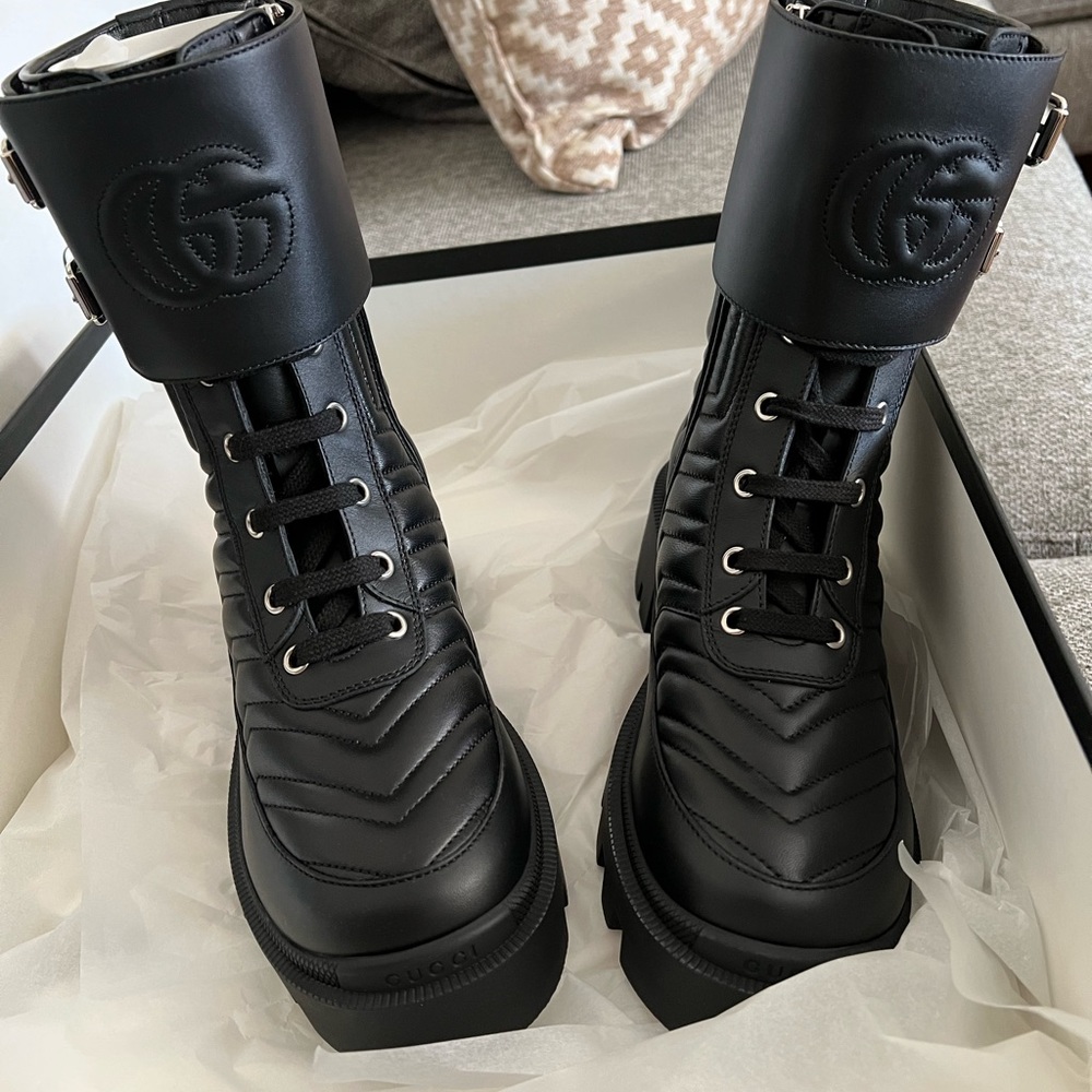 New Gucci Combat interlocking Black Leather Boots size 37.5